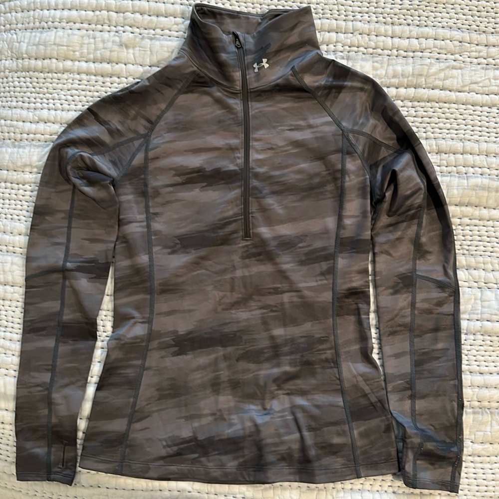Under Armour 3/4 zip athletic top grey camouflage slender medium